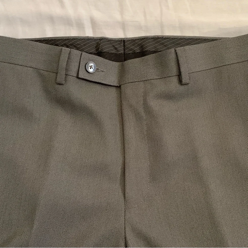 Calvin Klein Men’s Steel Gray Suit Set 38 Short Jacket 32 Pants Slim Fit